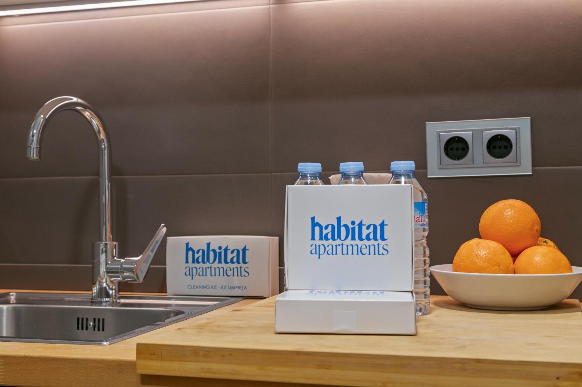 ברצלונה Habitat Apartments Blanca מראה חיצוני תמונה